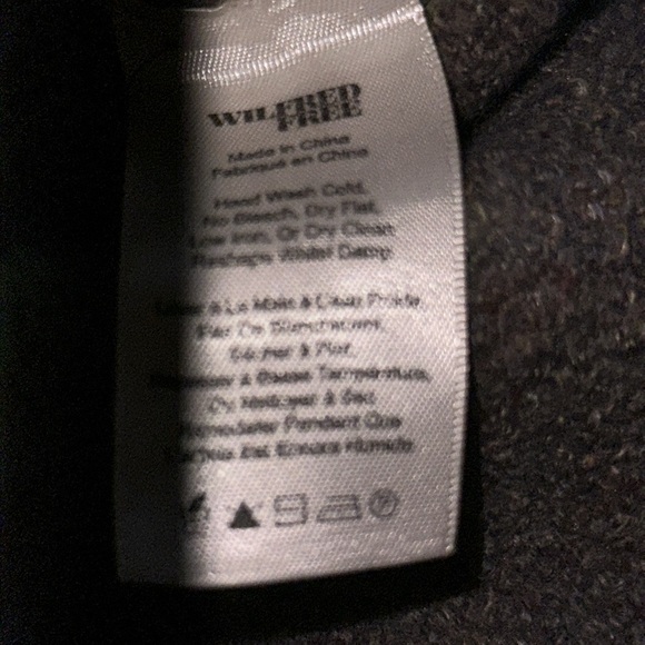 Aritzia Wilfred Lin Turtleneck Sweater Small Purple Gray Side Slits Hi Low Hem - Picture 6 of 7